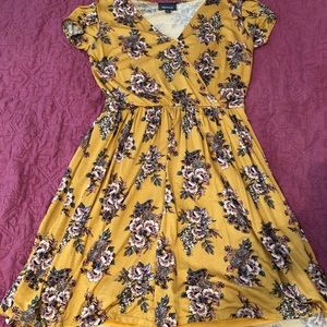 ModCloth Full-Blown Bliss Short Sleeve Dress